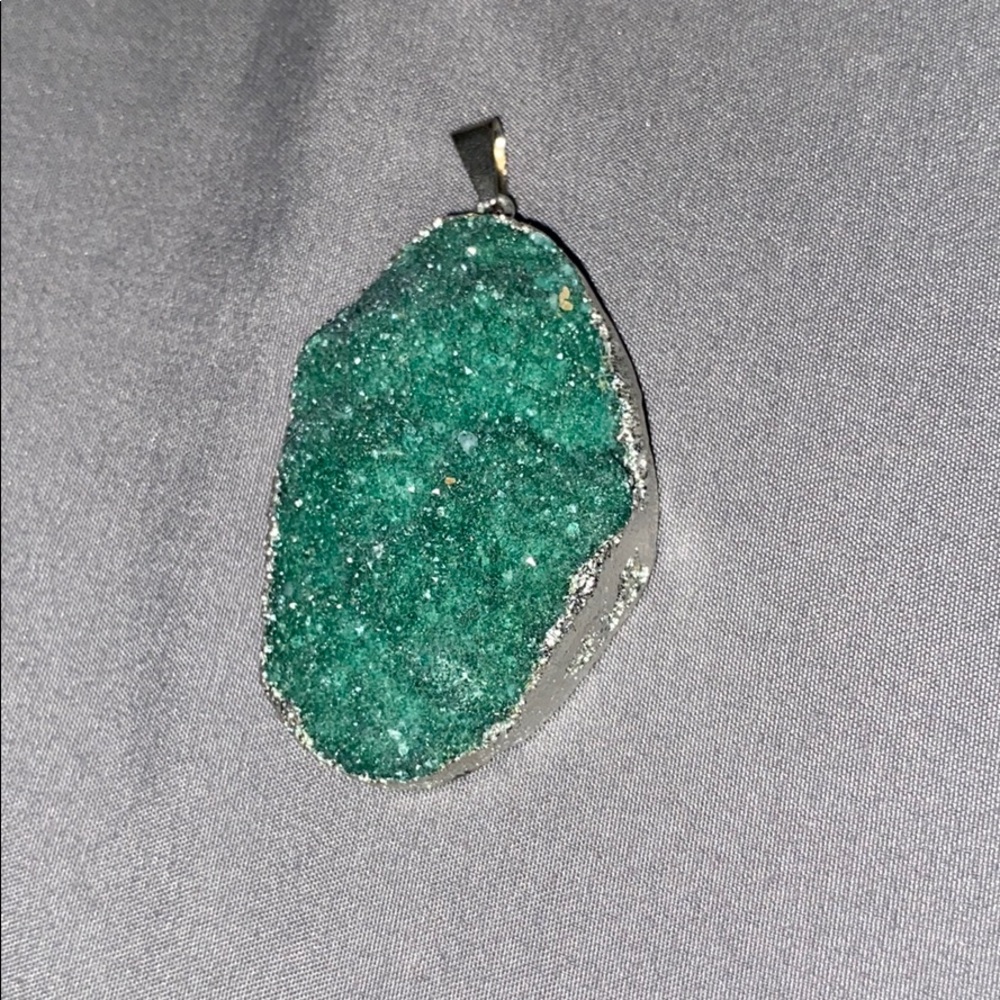 Gemstone pendant